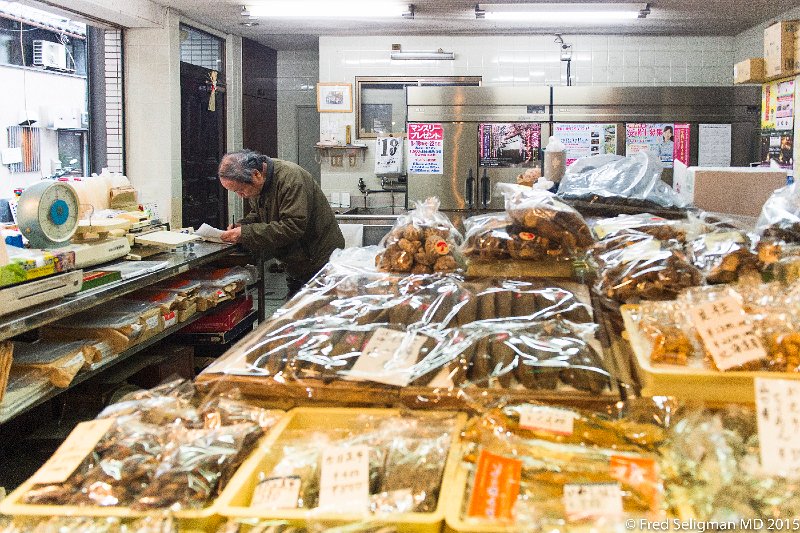 20150313_171755 D4S.jpg - Nishiki Market, Kyoto